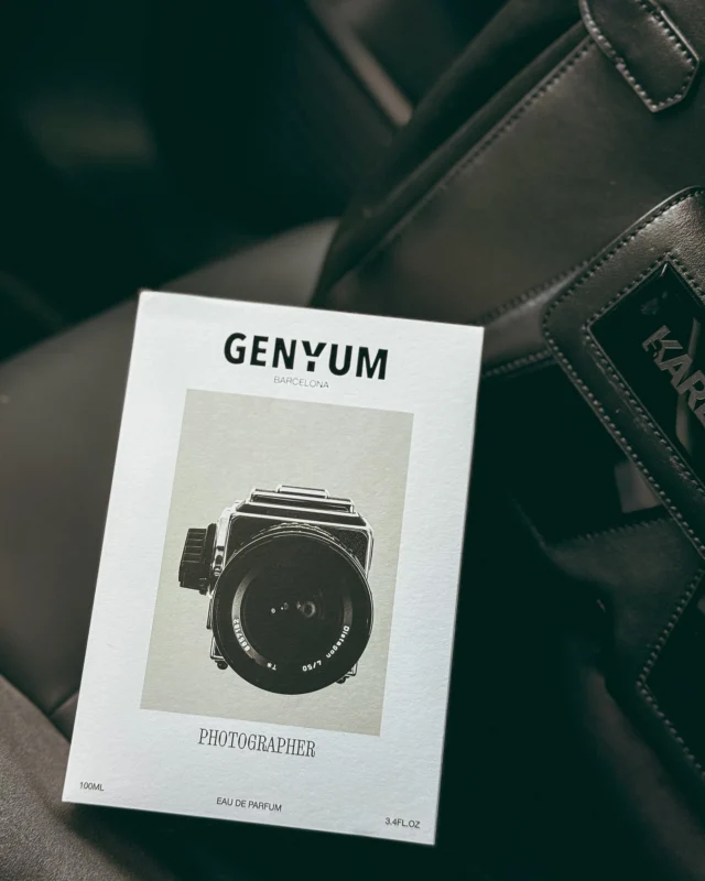 PHOTOGRAPHER GENYUM

Вологий ліс, прохолодний та літній . Гарячий пісок із шишками та гілочками хвойних .
Він стриманий та звучить як аромат вашої шкіри, але краще.
Пізніше , у розкритті відчуваються теплі акорди мускатного горіху, злегка терпкі 
Має неймовірні показники стійкості та дифузності. 
__________________________ 

Для замовлення переходьте на сайт або особисті повідомлення (посилання на сайт в шапці профілю) 
‼️ЦІНА ВКАЗАНА НА САЙТІ 

❓Потрібна консультація, Допомога у виборі? Пишіть нам в особисті повідомлення