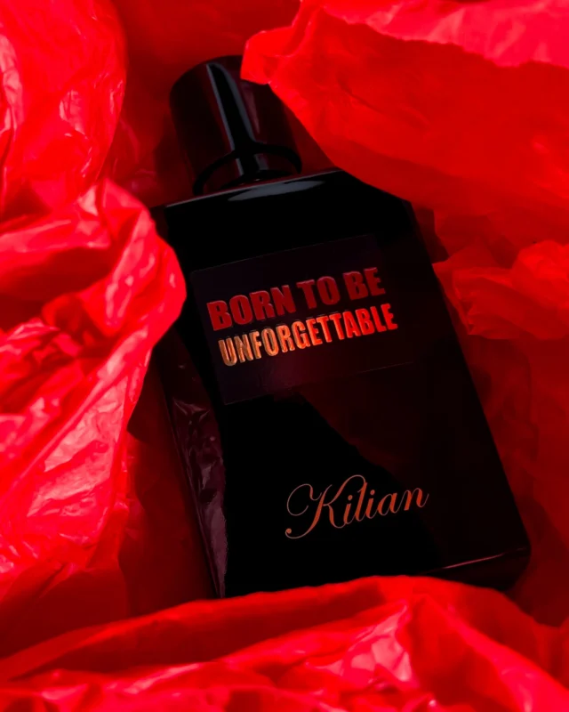 BORN TO BE UNFORGETTABLE KILIAN

Освіжаюча кола, шипуча, з бульбашками, з кубиками льоду. Туди ж вичавили і половинку лайму.
Це перевипуск аромату bad boys , який був у флаконах-кулях.
Унісекс, підійде як жінкам, так і чоловікам
__________________________ 

Для замовлення переходьте на сайт або в особисті повідомлення (посилання на сайт в шапці профілю) 
‼️ЦІНА ВКАЗАНА НА САЙТІ 

❓Потрібна консультація, Допомога у виборі? Пишіть нам в особисті повідомлення