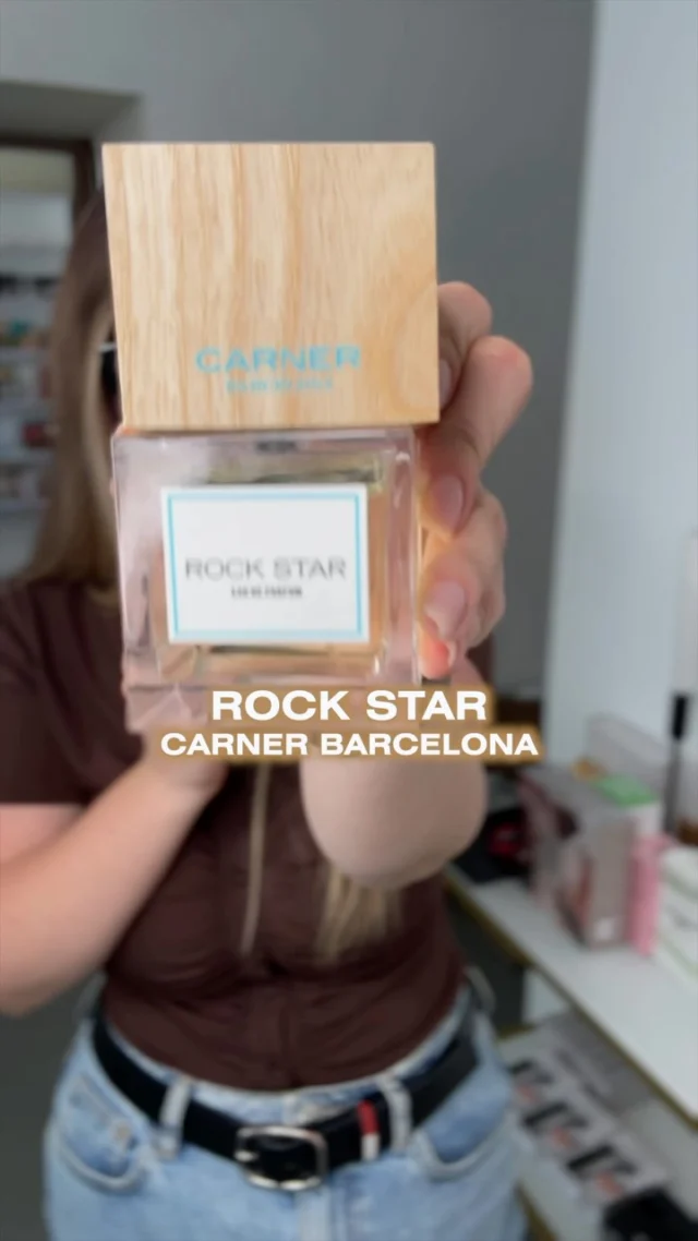 ROCK STAR CARNER BARCELONA

Rock Star від Carner Barcelona пахне як теплий морський вітер із запахом солі, водоростей і білих квітів. Він свіжий, трохи мінеральний , ніби прогулянка біля моря після шторму. Без солодощі - лише чистота, легкість і відчуття свободи. 
Ідеально підійде тим, хто любить свіжі й нестандартні аромати🌊
__________________________ 

Для замовлення переходьте на сайт або в особисті повідомлення (посилання на сайт в шапці профілю) 
‼️ЦІНА ВКАЗАНА НА САЙТІ 

❓Потрібна консультація, Допомога у виборі? Пишіть нам в особисті повідомлення
