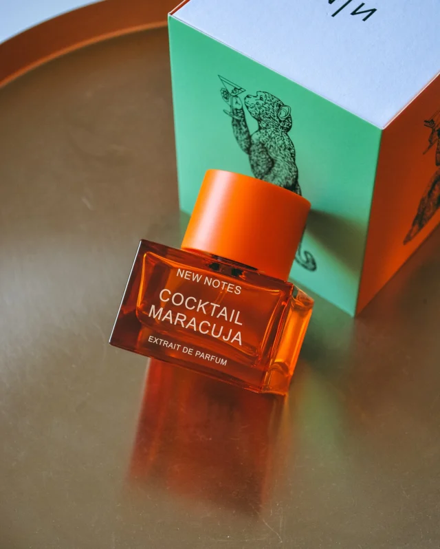 COCKTAIL MARAKUJA NEW NOTES 

Пахне, як яскравий літній коктейль у руках дівчини: маракуйя, полуниця , груша й дрібка імбиру. Спершу освіжає, а потім стає теплим і солодким, ніби вершковий ванільний післясмак, але не приторний 
__________________________ 

Для замовлення переходьте на сайт або в повідомлення (посилання на сайт в шапці профілю) 
‼️ЦІНА ВКАЗАНА НА САЙТІ 

❓Потрібна консультація, Допомога у виборі? Пишіть нам в особисті повідомлення